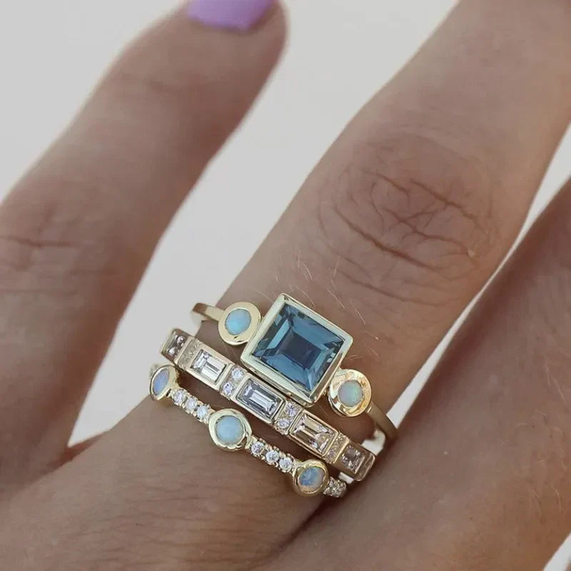 Cove – Vintage Blue Crystal Ring Set