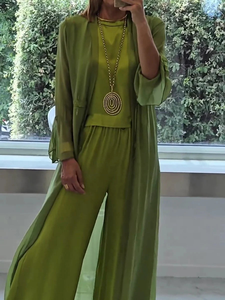 Lindsey – Elegant Comfortable Set