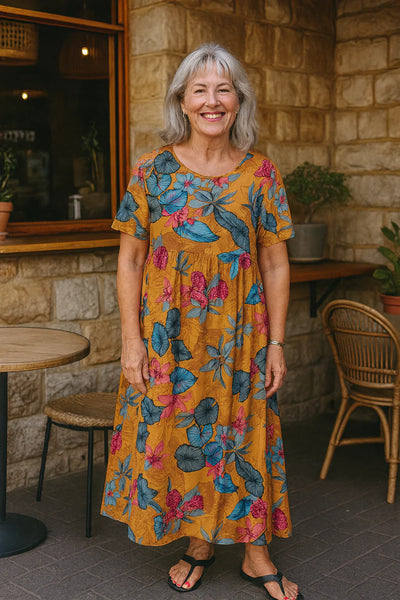 Masie – Breezy Floral Maxi Dress