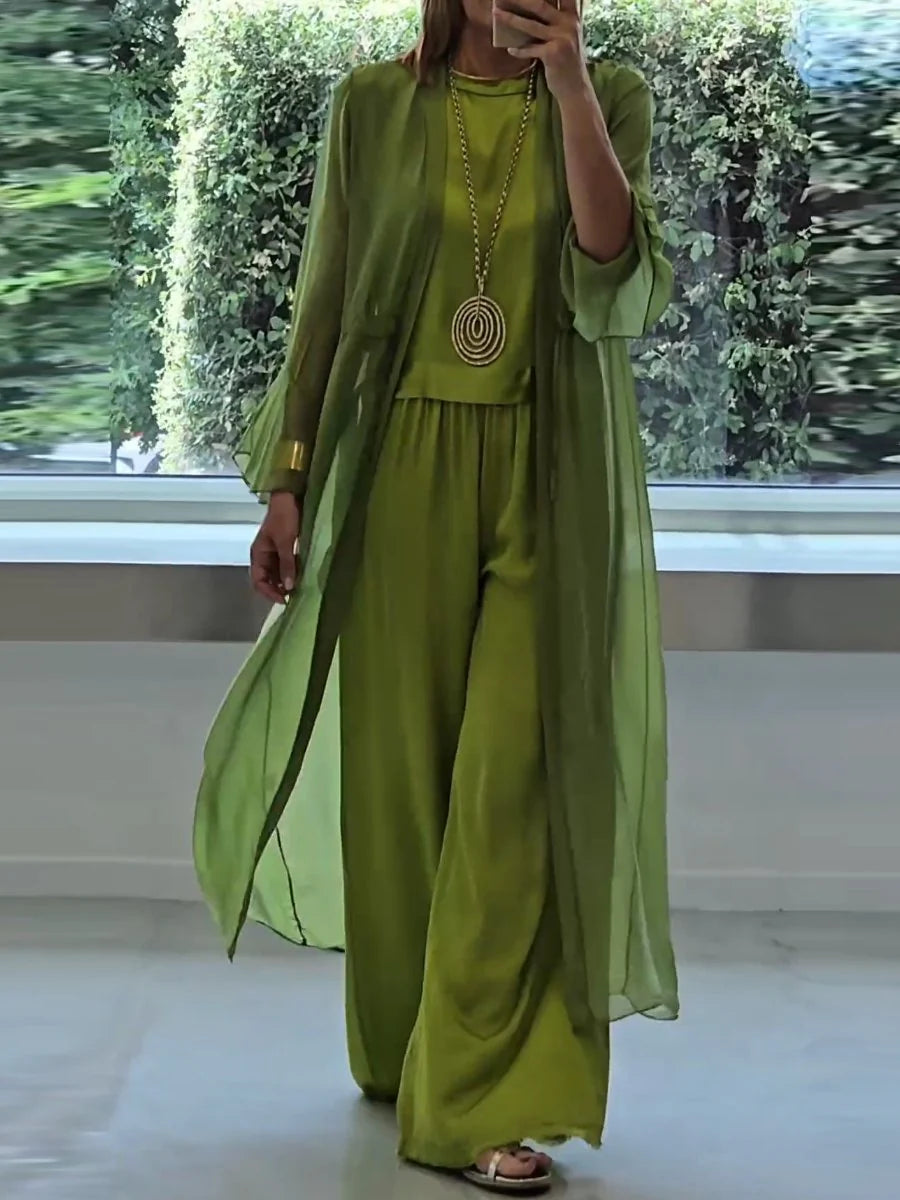 Lindsey – Elegant Comfortable Set