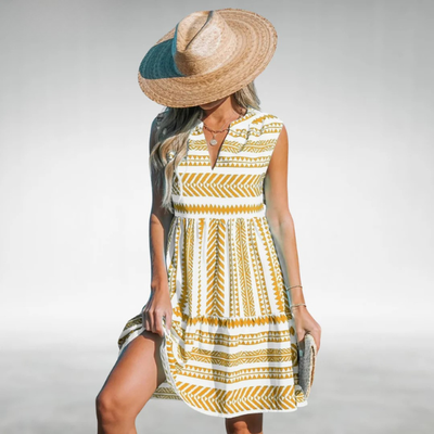 Breckie – Elegant Dress